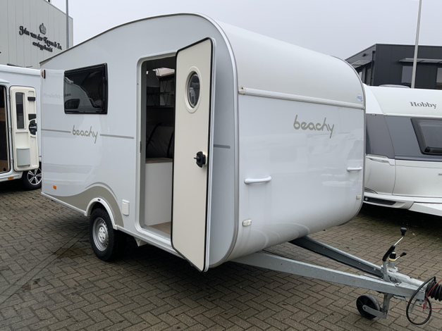 Hobby Beachy 420 (1033370)