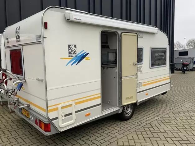 Knaus Sudwind 440 HT Treinzit