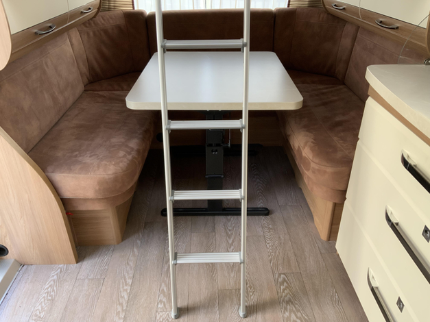 Hobby De Luxe 515 UHK 9 Zondag 22 maart open (1037378)