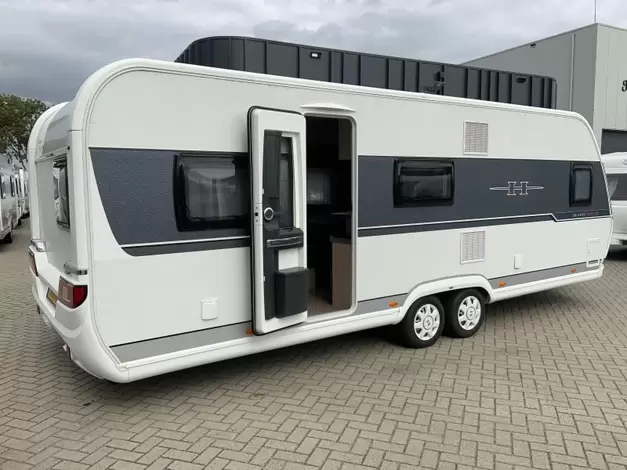 Hobby De Luxe Edition 650 KMFE Huisshow 16 t/m26 oktober