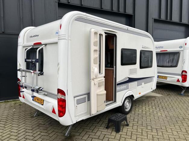 Hobby De Luxe 400 SF