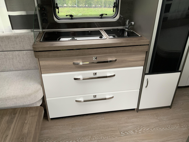 Hobby Excellent Edition 460 UFE