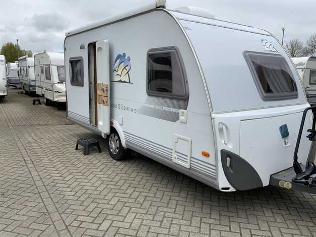 Knaus Sudwind 450 FU Zondag 10 mei open (1044427)