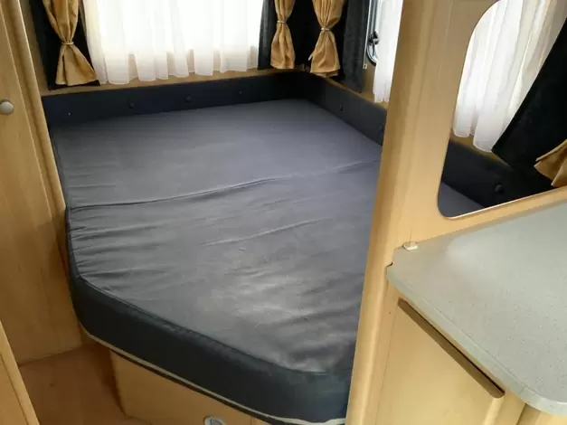 Dethleffs Camper 450 DB