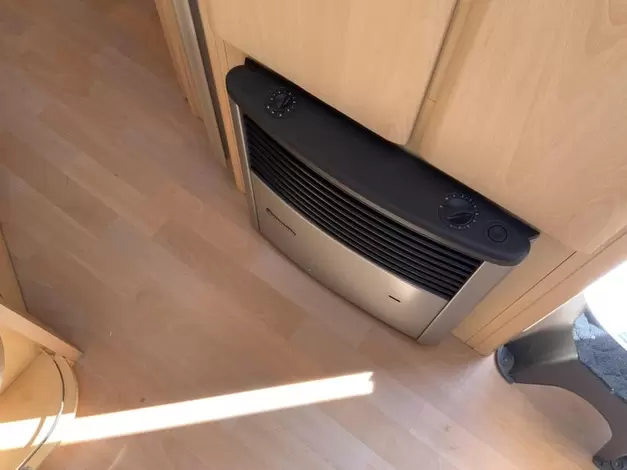 Chateau Calista 450 UHF 9