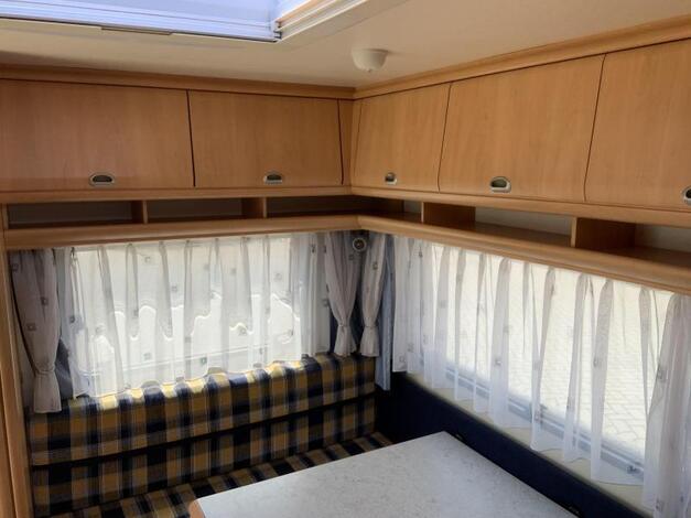 Hobby De Luxe 440 SF