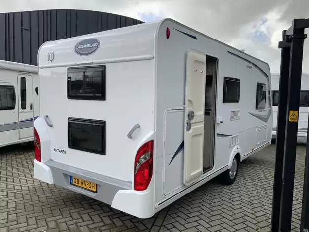 Caravelair Antares Family 486