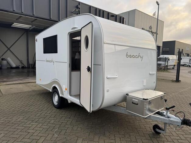 Hobby Beachy 420 2e paasdag open