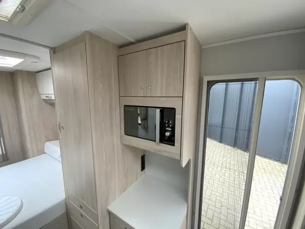 Elddis Avante 554