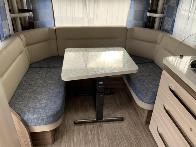 Hobby De Luxe 460 UFE (1066931)
