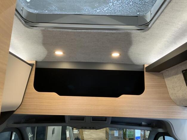 Hobby Maxia Van 680 ET