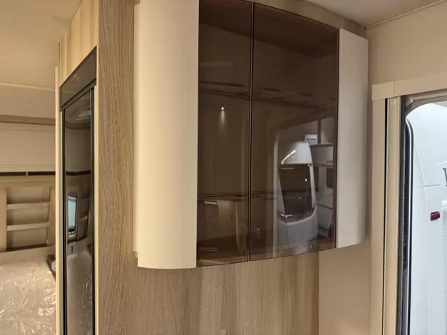 Hobby De Luxe 460 SFF