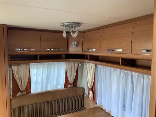 Hobby Excellent 440 SF