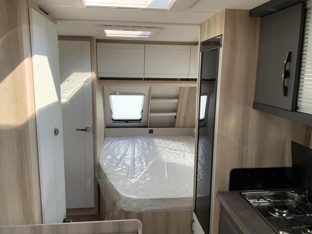 Hobby De Luxe 540 KMFE Hemelvaartsdag open