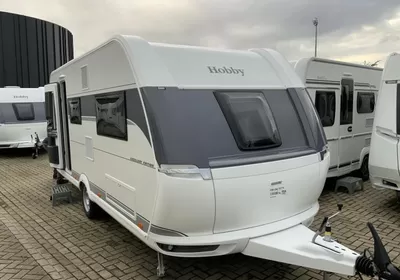 Hobby Excellent Edition 495 UL Zondag 8 februari open