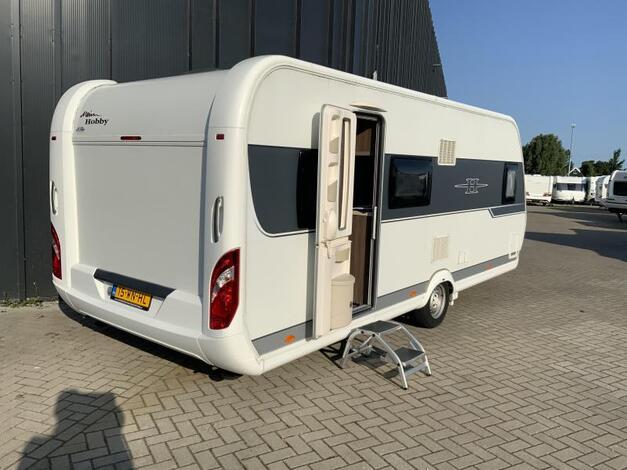 Hobby De Luxe 560 KMFE