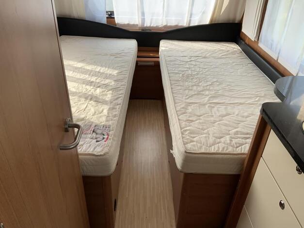 LMC Musica 470 E enkele bedden