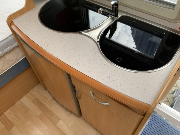 Hobby De Luxe 400 SF (1041451)