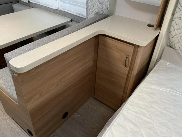 Hobby De Luxe 560 KMFE