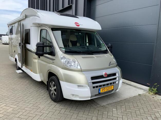 Bürstner Ixeo IT 726