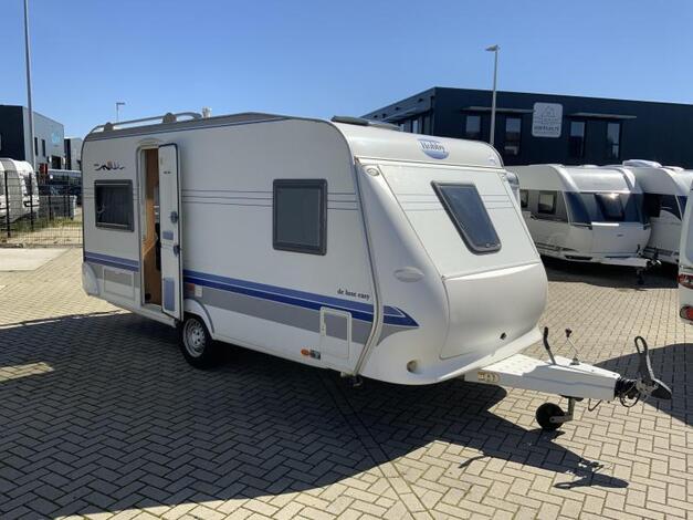 Hobby De Luxe 460 UFE