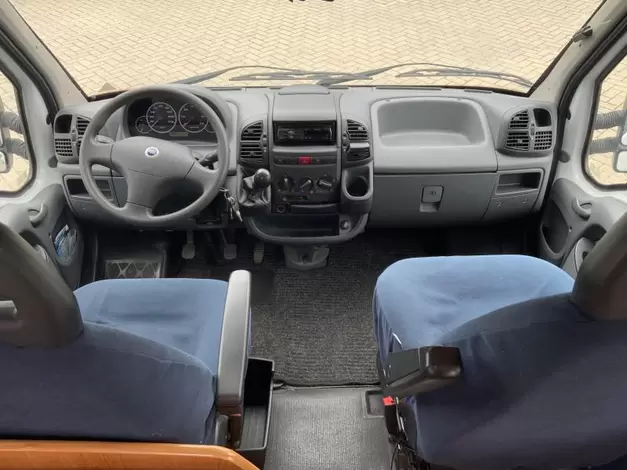 Pilote Pacific 600 P