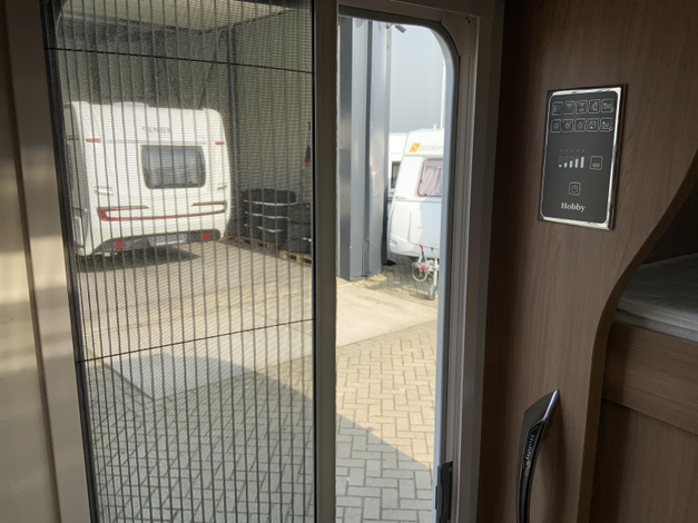 Hobby De Luxe 515 UHK 9 Zondag 22 maart open (1037378)