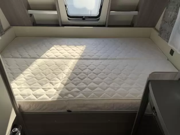 Hobby On Tour 390 SF