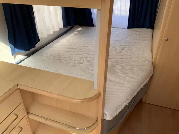 Chateau Calista 450 UHF 9