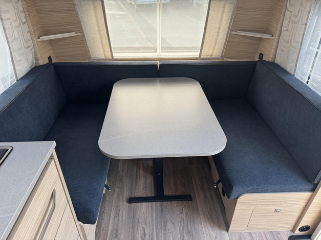 Fendt Bianco Activ 465 SFH