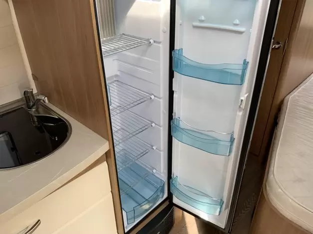 Hobby De Luxe 460 UFE