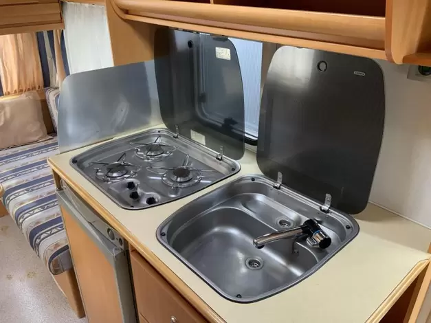 Eifelland Holiday 460 TK Bovenbed/ stapelbed