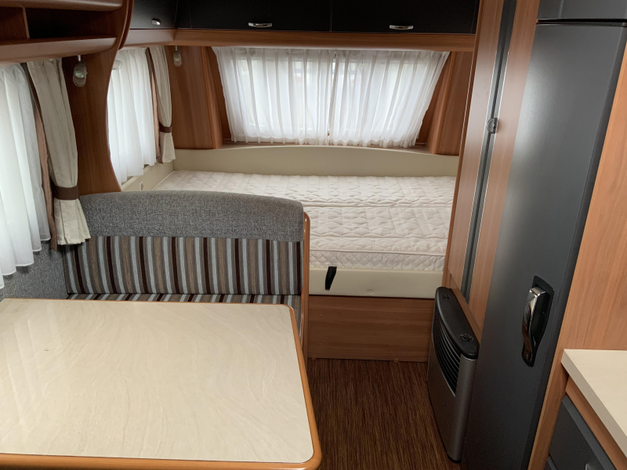 Hobby De Luxe 490 KMF 9 (1043251)