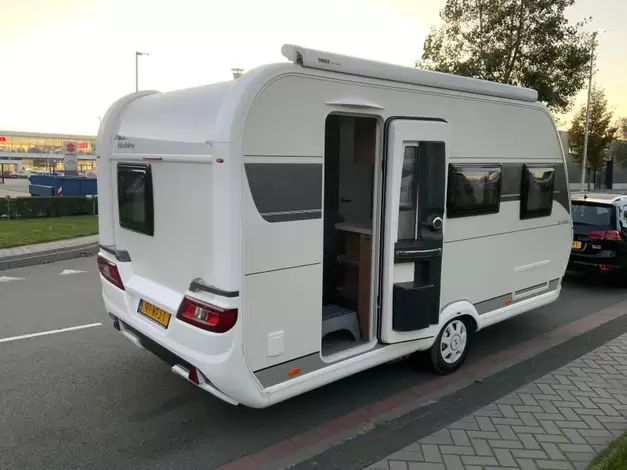 Hobby De Luxe 440 SF