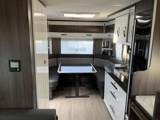 Hobby Prestige 720 UKFE 2e paasdag open