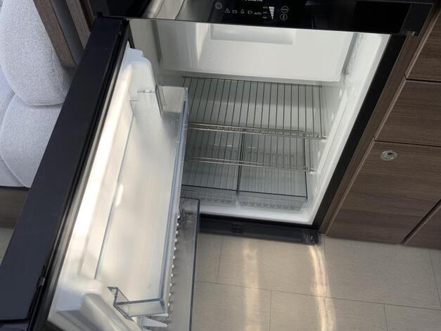 Elddis Affinity 550