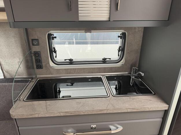 Hobby De Luxe 540 UL