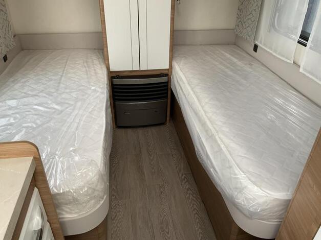 Hobby De Luxe 460 LU