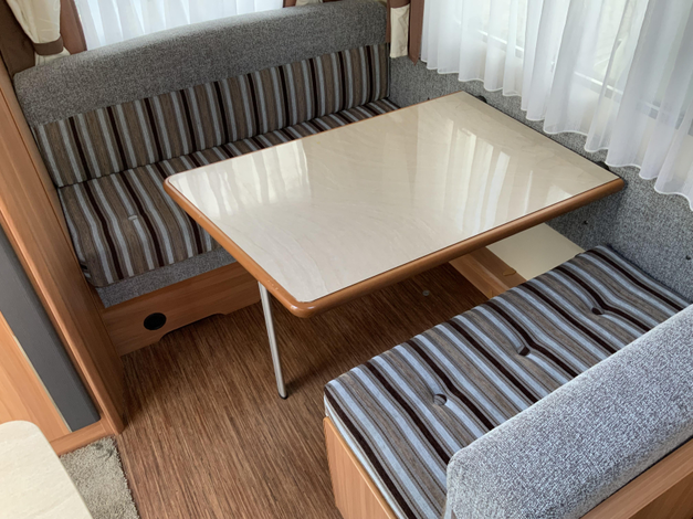 Hobby De Luxe 400 SF (1061572)