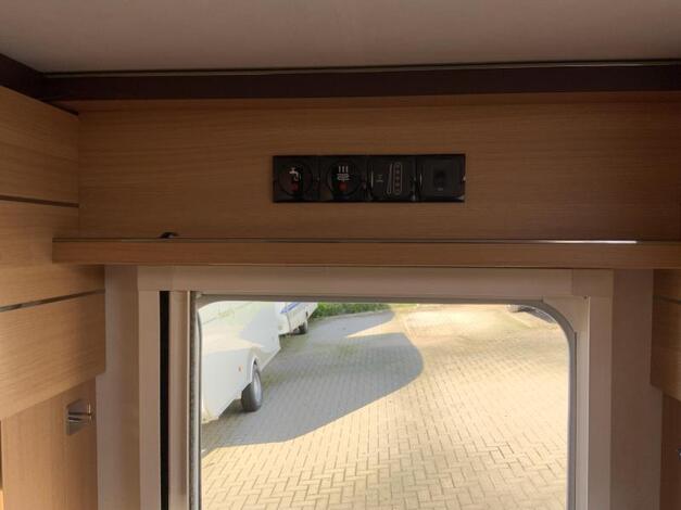LMC Style 450 D MOVER, VLOERVERW