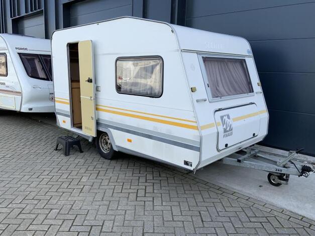 Knaus Sudwind 330 EK