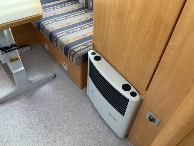 Eifelland Holiday 460 TK Bovenbed/ stapelbed