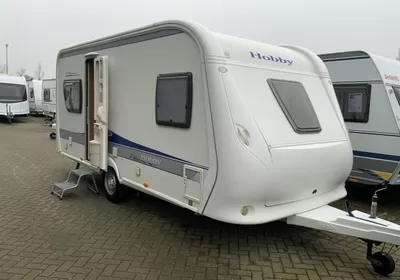 Hobby De Luxe 460 UFE