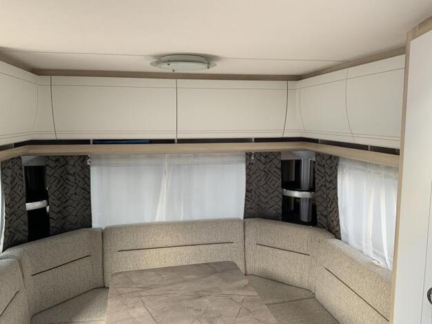 Hobby De Luxe 495 UL