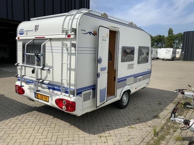 Hobby De Luxe 400 SF