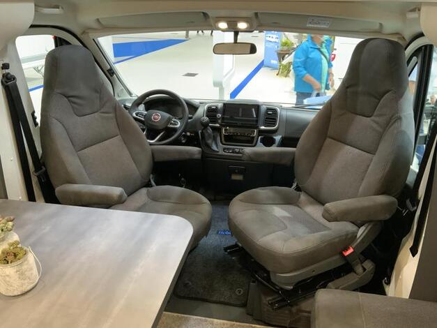 Hobby Optima De Luxe  T75 HGE