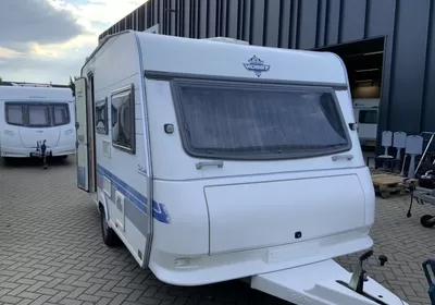 Hobby De Luxe 400 SF Zondag 8 februari open