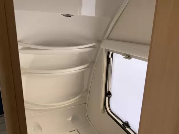 Chateau Calista 450 UHF 9