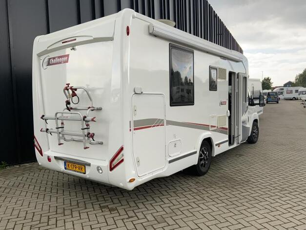Challenger Mageo 398 EB airco schotel en luifel!