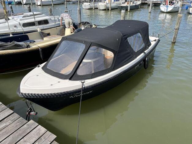 Hobby Lago Amore 565 Navywit